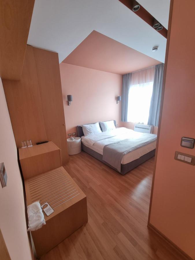 Elite Otel Pogradaş Oda fotoğraf