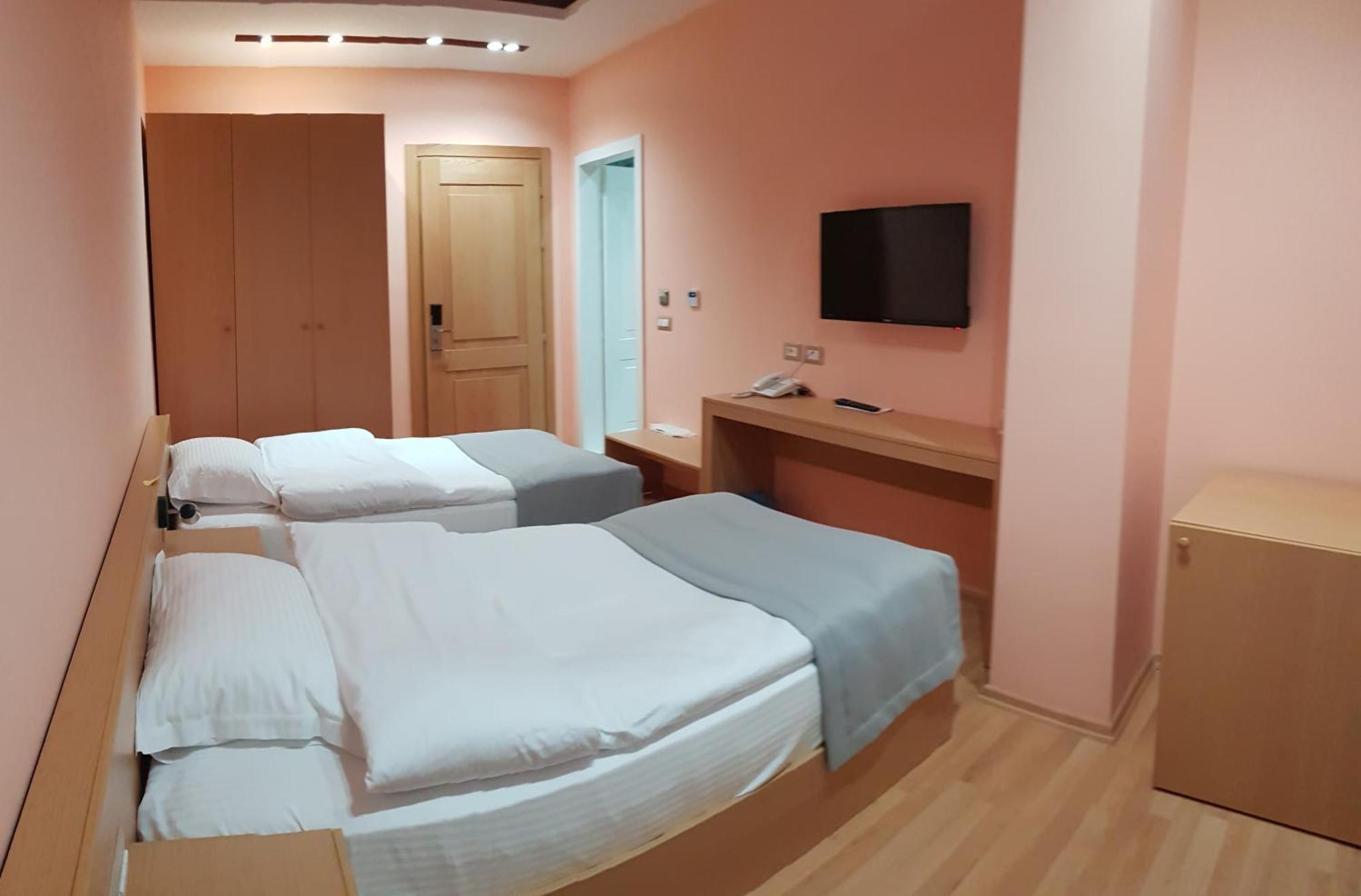 Elite Otel Pogradaş Oda fotoğraf